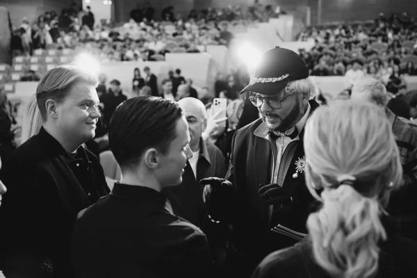 MONA, Ваня Дмитриенко, Seville: в Москве подвели главные музыкальные итоги года
MONA, Ваня Дмитриенко, Seville: в Москве подвели главные музыкальные итоги года