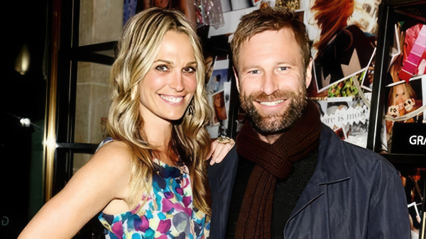 Аарон Экхарт Аарон Экхарт