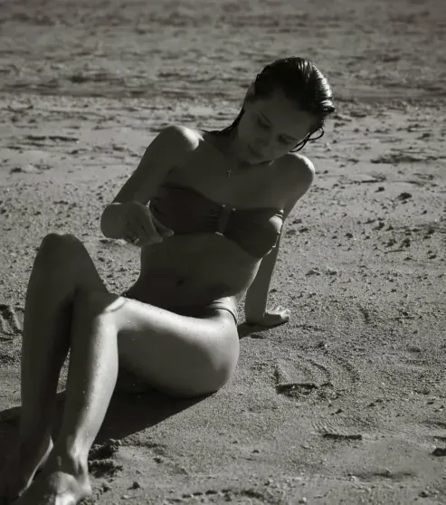 19-летняя невеста Григория Лепса показала фигуру в купальнике 19-летняя невеста Григория Лепса показала фигуру в купальнике