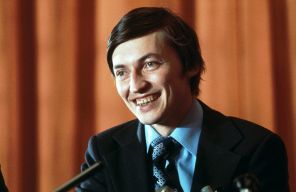 Анатолий Карпов