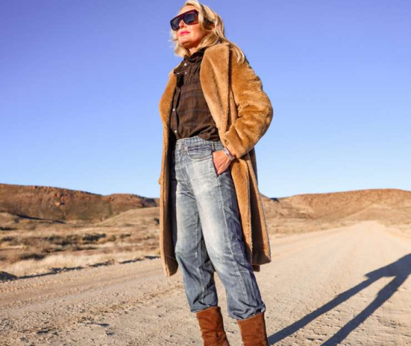 Шоколадный цвет: как и с чем носить этой весной — советы стилиста Шоколадный цвет: как и с чем носить этой весной — советы стилиста