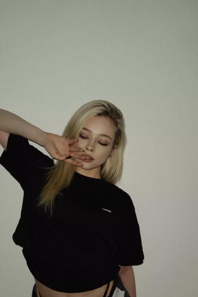 SEREBRO: 10 коротких вопросов
SEREBRO: 10 коротких вопросов