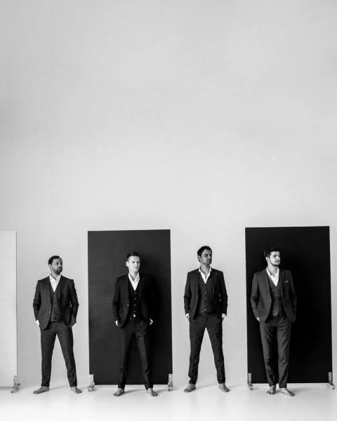 
                Квартет актеров “Заячий стон”: “У нас потрясающий бар прямо в офисе”            