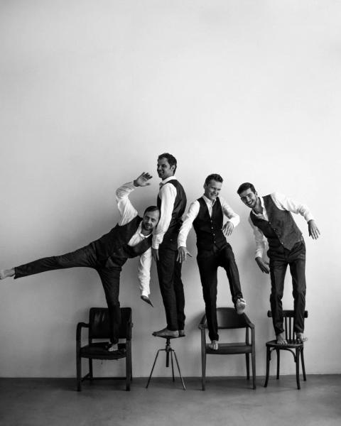 
                Квартет актеров “Заячий стон”: “У нас потрясающий бар прямо в офисе”            