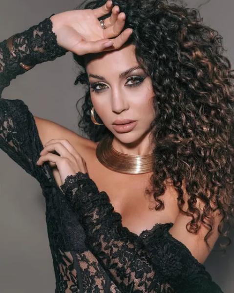 Пухлые щечки и другой нос: какой раньше была Зепюр Брутян Пухлые щечки и другой нос: какой раньше была Зепюр Брутян