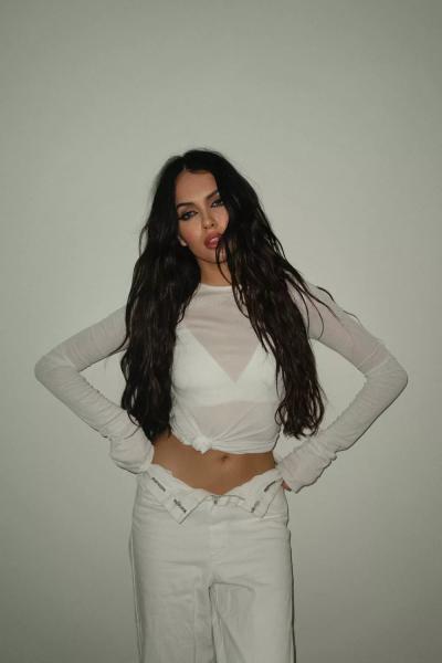 SEREBRO: 10 коротких вопросов
SEREBRO: 10 коротких вопросов