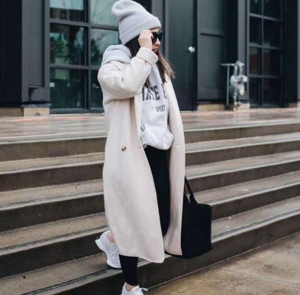 Джоггеры и спортивные костюмы: как носить зимой Джоггеры и спортивные костюмы: как носить зимой