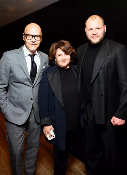 Бикович, Петров, Матвеев, Куценко и другие гости премьеры "Красного шелка"
Бикович, Петров, Матвеев, Куценко и другие гости премьеры "Красного шелка"