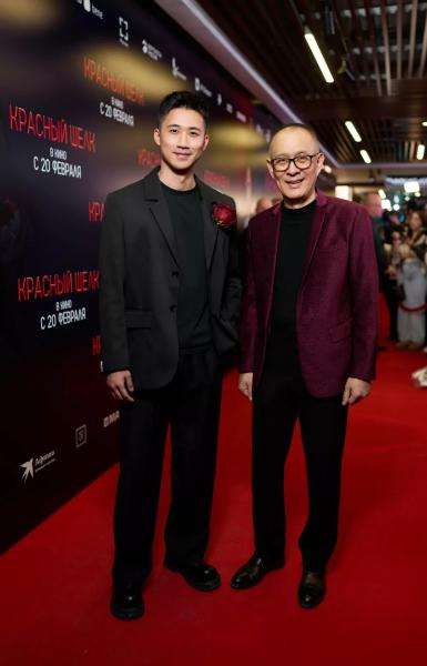 Бикович, Петров, Матвеев, Куценко и другие гости премьеры "Красного шелка"
Бикович, Петров, Матвеев, Куценко и другие гости премьеры "Красного шелка"