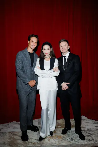 Юлия Снигирь, Полина Аскери и Анастасия Уколова на премьере сериала "Танго на осколках" Юлия Снигирь, Полина Аскери и Анастасия Уколова на премьере сериала "Танго на осколках"