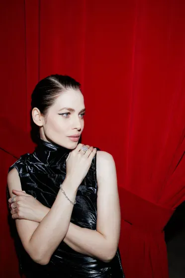 Юлия Снигирь, Полина Аскери и Анастасия Уколова на премьере сериала "Танго на осколках" Юлия Снигирь, Полина Аскери и Анастасия Уколова на премьере сериала "Танго на осколках"