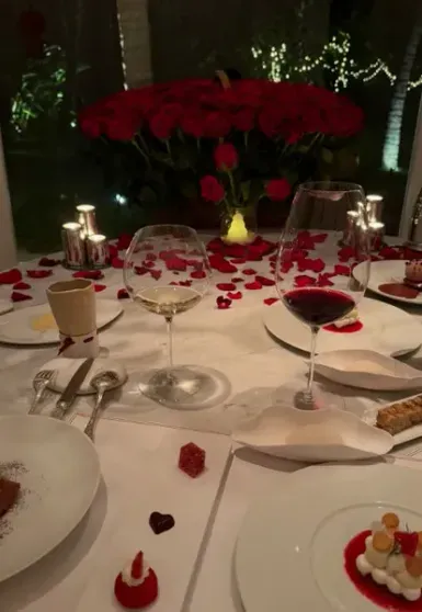 "Мисс Россия — 2018" Юлия Полячихина показала, как олигарх Рустам Тарико поздравил её с Днём всех влюблённых "Мисс Россия — 2018" Юлия Полячихина показала, как олигарх Рустам Тарико поздравил её с Днём всех влюблённых