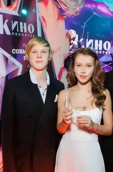 "Не позиционирую себя как ребёнка". Анна Пересильд ответила на критику своих "взрослых" образов и прокомментировала расставание с Ярославом Могильниковым "Не позиционирую себя как ребёнка". Анна Пересильд ответила на критику своих "взрослых" образов и прокомментировала расставание с Ярославом Могильниковым