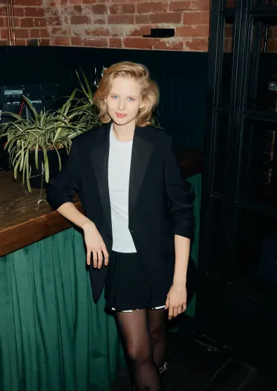 Никита Михалков, Ксения Собчак и вся светская Москва на премьере фильма "Пророк" с Юрой Борисовым в роли Пушкина