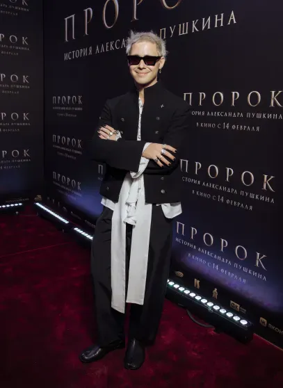 Никита Михалков, Ксения Собчак и вся светская Москва на премьере фильма "Пророк" с Юрой Борисовым в роли Пушкина