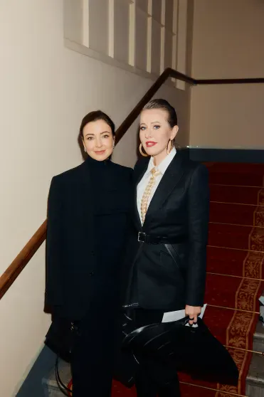 Никита Михалков, Ксения Собчак и вся светская Москва на премьере фильма "Пророк" с Юрой Борисовым в роли Пушкина