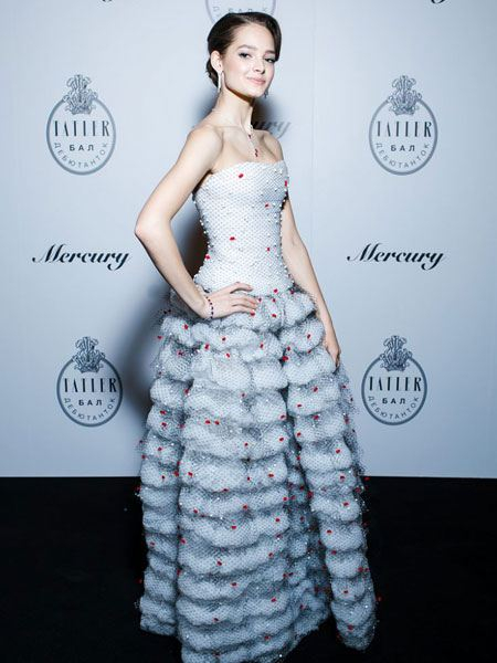 Элеонора Севенард Элеонора Севенард