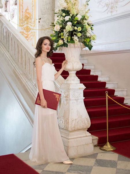 Элеонора Севенард Элеонора Севенард