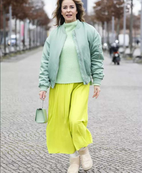 Бомберы: какие и с чем носим весной, советы стилиста