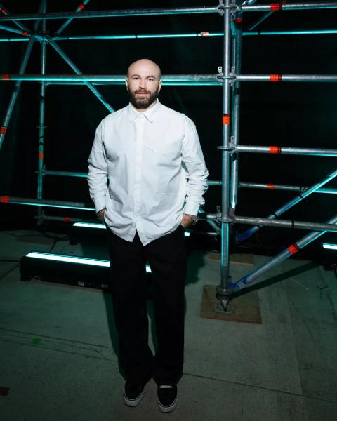 Нюша, Слава Копейкин и другие на показе Александра Рогова
Нюша, Слава Копейкин и другие на показе Александра Рогова