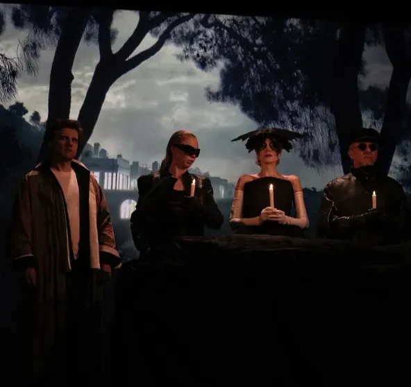 "Это люди навсегда". Рената Литвинова рассказала о работе над новым спектаклем с Земфирой* и Демной Гвасалией, о жизни в эмиграции и тоске по родине