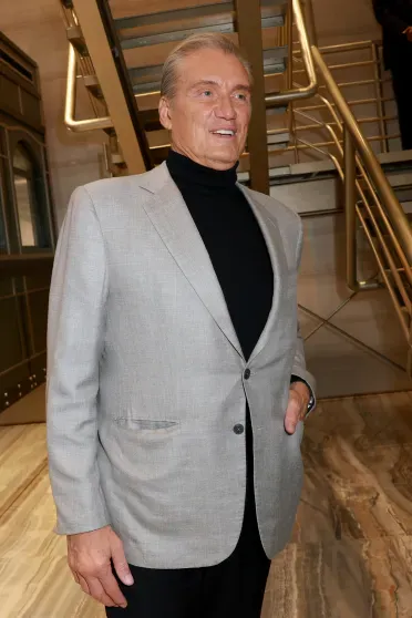 Юра Борисов с женой, Марк Эйдельштейн, Эйса Гонсалес и другие на вечеринке Giorgio Armani перед "Оскаром" Юра Борисов с женой, Марк Эйдельштейн, Эйса Гонсалес и другие на вечеринке Giorgio Armani перед "Оскаром"