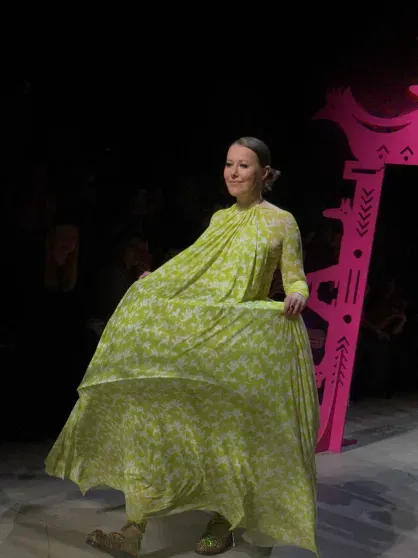 Ксения Собчак, Мария Миногарова и Ольга Карпуть вышли на подиум на показе Vereja Ксения Собчак, Мария Миногарова и Ольга Карпуть вышли на подиум на показе Vereja