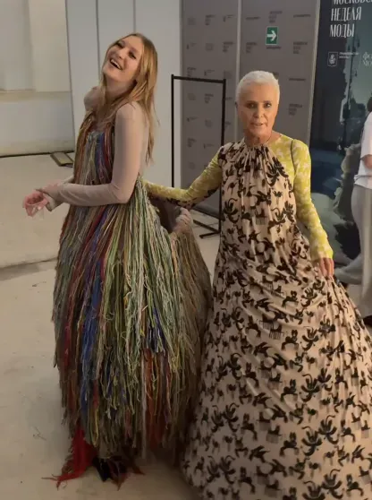 Ксения Собчак, Мария Миногарова и Ольга Карпуть вышли на подиум на показе Vereja Ксения Собчак, Мария Миногарова и Ольга Карпуть вышли на подиум на показе Vereja