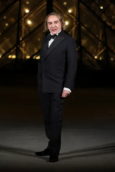 Неделя моды в Париже: Виктория и Дэвид Бекхэм, Джиджи Хадид, Рози-Хантингтон-Уайтли и Елена Перминова на гала-ужине в Лувре Неделя моды в Париже: Виктория и Дэвид Бекхэм, Джиджи Хадид, Рози-Хантингтон-Уайтли и Елена Перминова на гала-ужине в Лувре