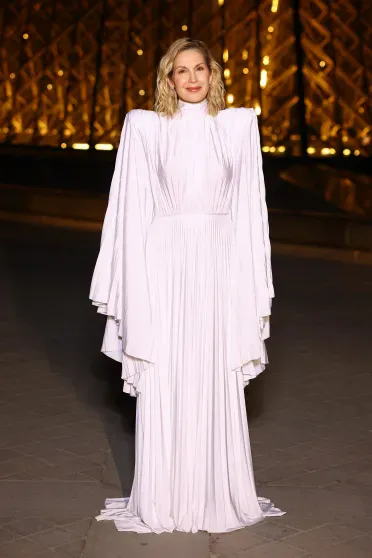 Неделя моды в Париже: Виктория и Дэвид Бекхэм, Джиджи Хадид, Рози-Хантингтон-Уайтли и Елена Перминова на гала-ужине в Лувре Неделя моды в Париже: Виктория и Дэвид Бекхэм, Джиджи Хадид, Рози-Хантингтон-Уайтли и Елена Перминова на гала-ужине в Лувре