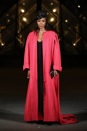 Неделя моды в Париже: Виктория и Дэвид Бекхэм, Джиджи Хадид, Рози-Хантингтон-Уайтли и Елена Перминова на гала-ужине в Лувре Неделя моды в Париже: Виктория и Дэвид Бекхэм, Джиджи Хадид, Рози-Хантингтон-Уайтли и Елена Перминова на гала-ужине в Лувре