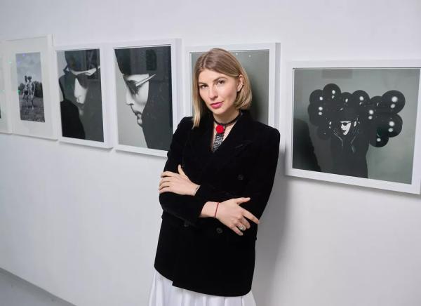 Ирина Хакамада, Владислав Лисовец и другие звезды на открытии выставки "ЧТО ЗА ЦИ? И ЧТО ЗА РК?"
Ирина Хакамада, Владислав Лисовец и другие звезды на открытии выставки "ЧТО ЗА ЦИ? И ЧТО ЗА РК?"