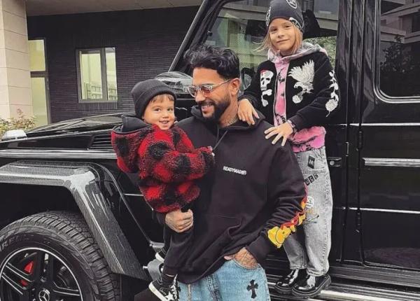 Девушка Тимати Валентина Иванова сообщила о своей беременности Девушка Тимати Валентина Иванова сообщила о своей беременности