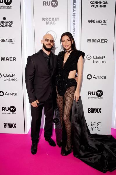 Дима Билан, Алсу, Валя Карнавал: все гости и лауреаты Премии телеканала RU.TV
Дима Билан, Алсу, Валя Карнавал: все гости и лауреаты Премии телеканала RU.TV