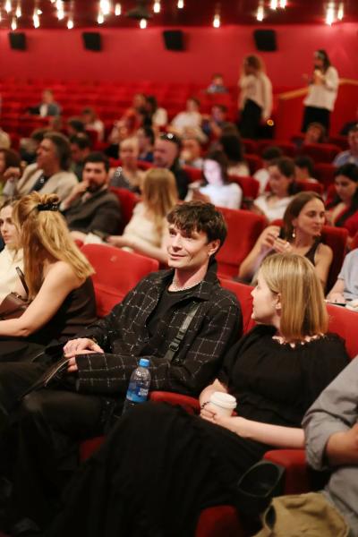 Максим Матвеев и Юлия Снигирь на премьере нового сезона киноальманаха "Живые Мемории. Отцы и дети"
Максим Матвеев и Юлия Снигирь на премьере нового сезона киноальманаха "Живые Мемории. Отцы и дети"