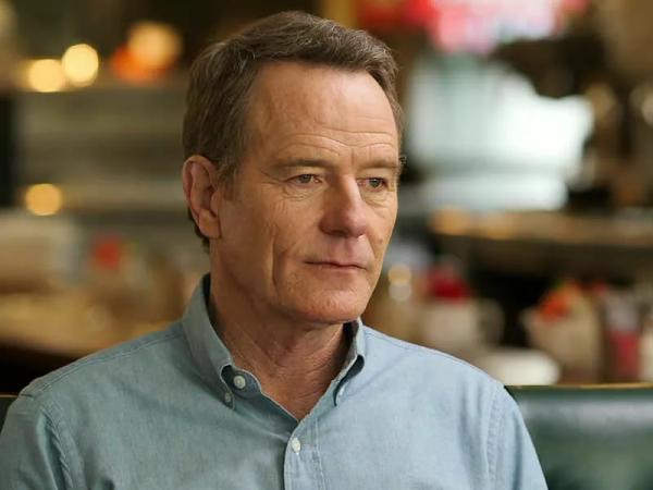 Брайан Крэнстон откровенно высказался о разрушительном влиянии славы на свой брак
Брайан Крэнстон откровенно высказался о разрушительном влиянии славы на свой брак