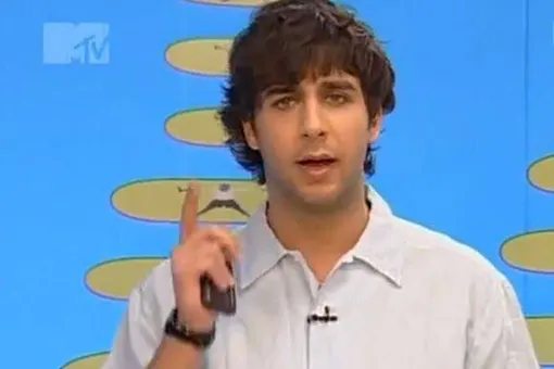 Шутил, готовил и копировал американцев: как менялся Иван Ургант за время работы на ТВ Шутил, готовил и копировал американцев: как менялся Иван Ургант за время работы на ТВ