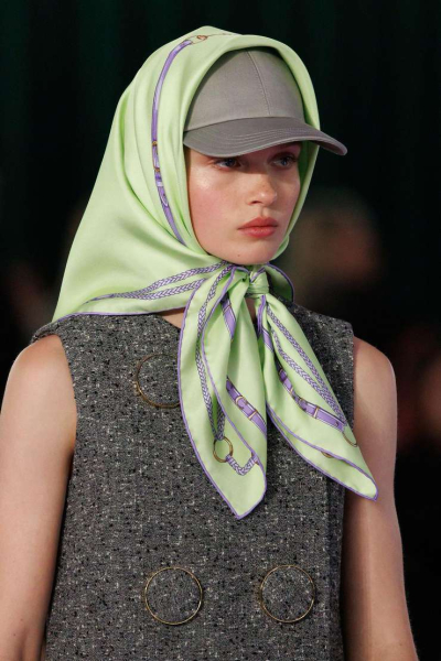 Лето в шляпе: топ 5 головных уборов сезона 2025