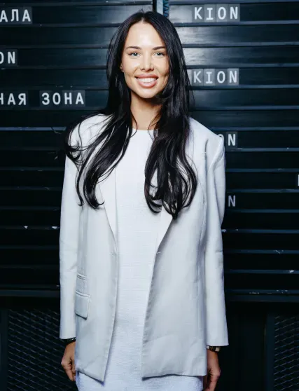 Анастасия Решетова, Ирина Безрукова и Лукерья Ильяшенко посетили премьеру сериала "Театральная зона" Анастасия Решетова, Ирина Безрукова и Лукерья Ильяшенко посетили премьеру сериала "Театральная зона"