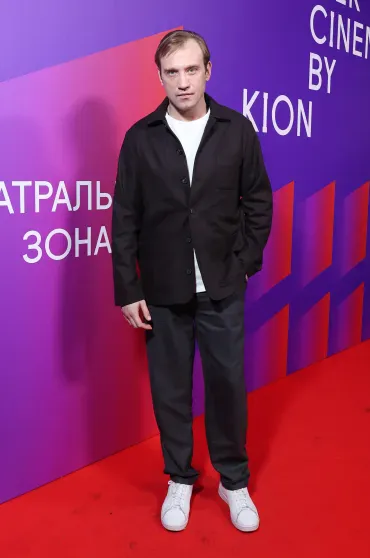 Анастасия Решетова, Ирина Безрукова и Лукерья Ильяшенко посетили премьеру сериала "Театральная зона" Анастасия Решетова, Ирина Безрукова и Лукерья Ильяшенко посетили премьеру сериала "Театральная зона"