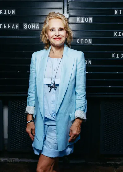 Анастасия Решетова, Ирина Безрукова и Лукерья Ильяшенко посетили премьеру сериала "Театральная зона" Анастасия Решетова, Ирина Безрукова и Лукерья Ильяшенко посетили премьеру сериала "Театральная зона"