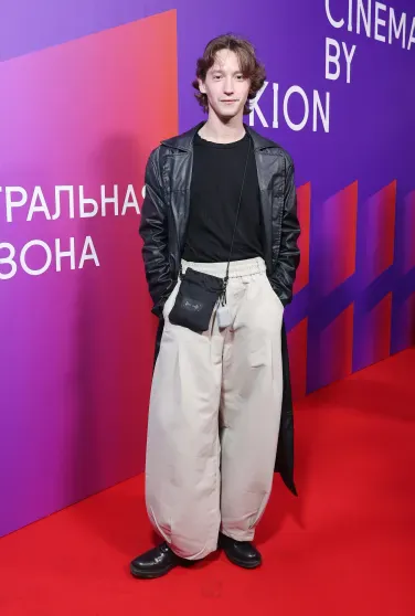 Анастасия Решетова, Ирина Безрукова и Лукерья Ильяшенко посетили премьеру сериала "Театральная зона" Анастасия Решетова, Ирина Безрукова и Лукерья Ильяшенко посетили премьеру сериала "Театральная зона"