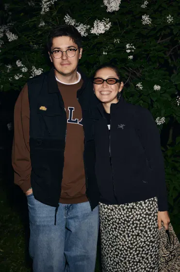 Анна Михалкова с дочерью, Виктория Исакова, Сергей Капков, Аглая Тарасова и Юрий Колокольников на фестивале "Это лето" Анна Михалкова с дочерью, Виктория Исакова, Сергей Капков, Аглая Тарасова и Юрий Колокольников на фестивале "Это лето"