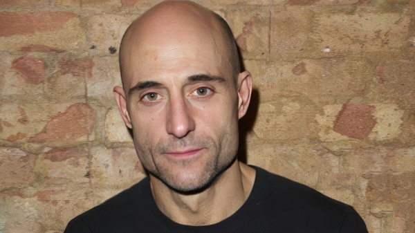 Марк Стронг Марк Стронг