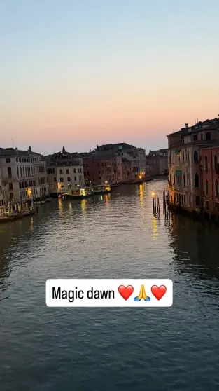 Даша Жукова и её муж-миллиардер Ставрос Ниархос прибыли на "свадьбу века" в Венецию