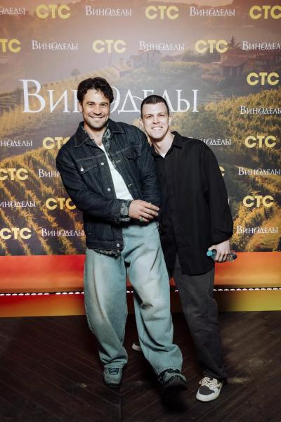 Елена Подкаминская, Роман Маякин и другие на вечеринке СТС в Иваново
Елена Подкаминская, Роман Маякин и другие на вечеринке СТС в Иваново