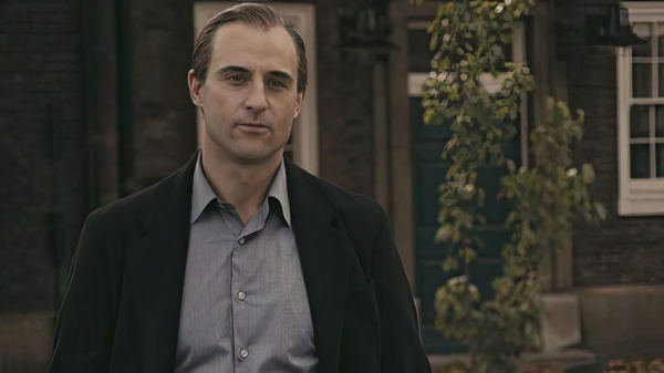 Марк Стронг Марк Стронг