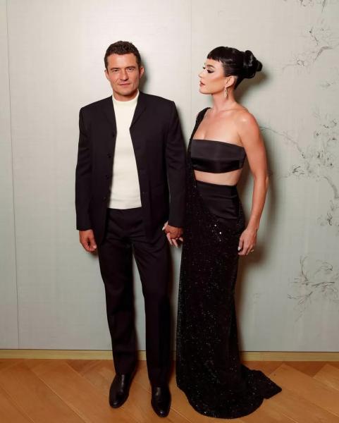 Орландо Блум посетит свадьбу Джеффа Безоса без Кэти Перри
Орландо Блум посетит свадьбу Джеффа Безоса без Кэти Перри