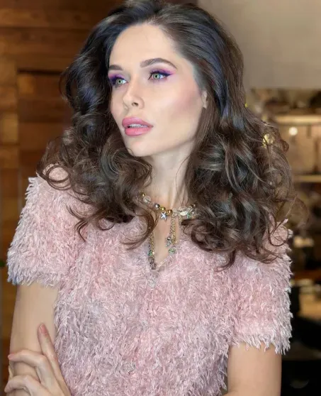 "Любимый сюжет для нашей публики". В сети обсуждают иск Полины Аскери против Бориса Белоцерковского, который после развода потребовал вернуть ему все подарки