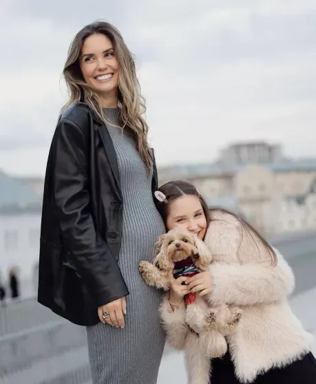 Официально: Агата Муцениеце подтвердила, что ждёт третьего ребёнка Официально: Агата Муцениеце подтвердила, что ждёт третьего ребёнка